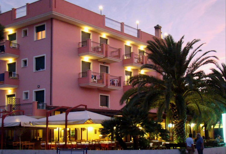 Il Casale, Teramo