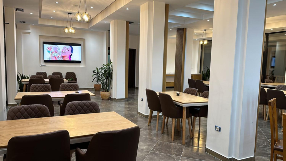 Food & Drinks 5, Hotel Verzaci, Tirana