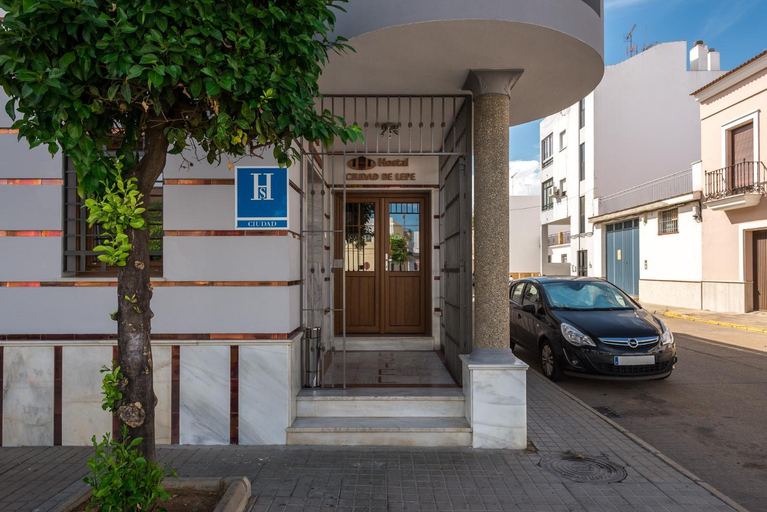 Exterior & Views 2, Hostal Ciudad de Lepe, Huelva
