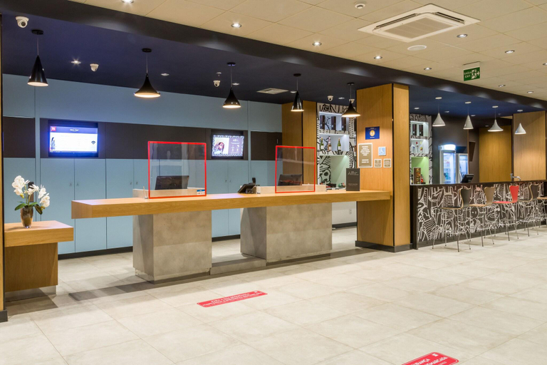 Public Area, ibis Americana, Americana