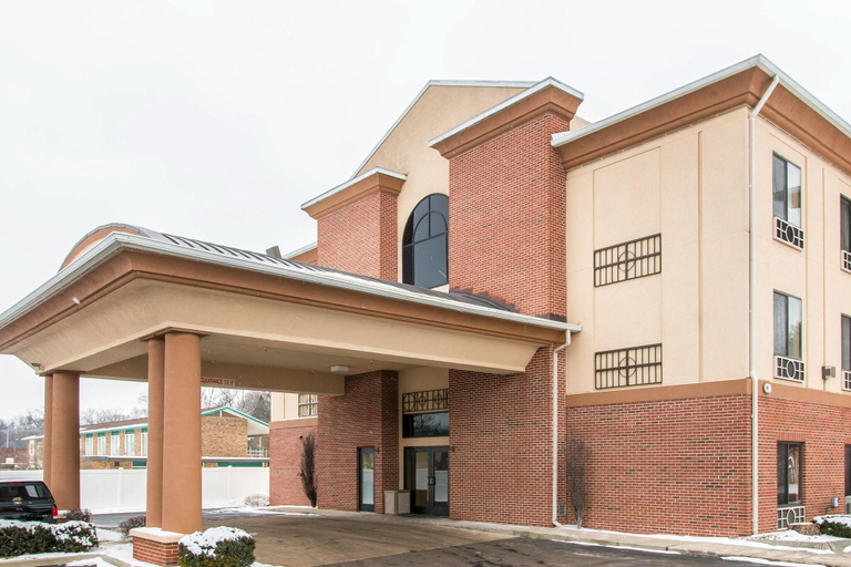 Exterior & Views 2, Quality Inn & Suites Niles, Berrien