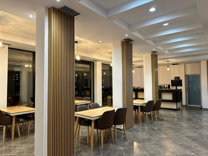 Food & Drinks 4, Hotel Verzaci, Tirana