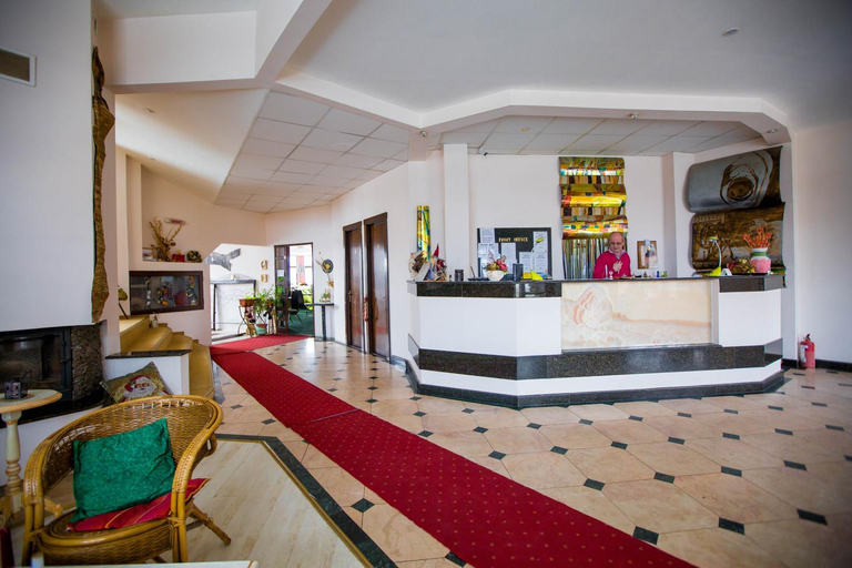 Public Area 1, Hotel Onix, Novaci
