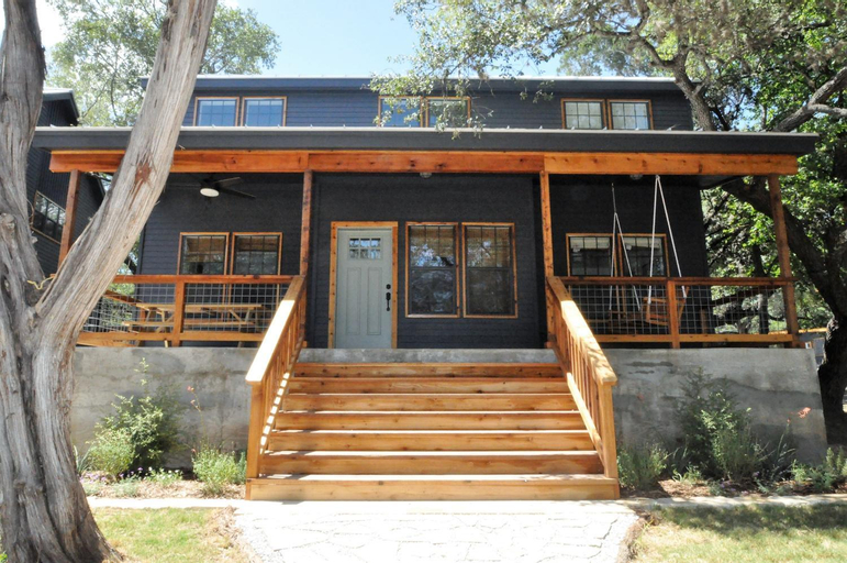 7A Ranch, Hays