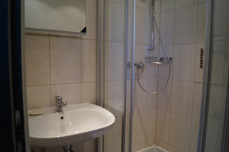 Bathroom, Gastehaus Wagner, Passau