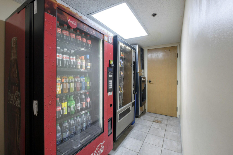 Food & Drinks 5, Red Roof PLUS+ Palm Coast, Flagler