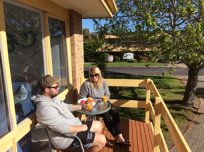 Others 4, Como Lodge, Bega Valley