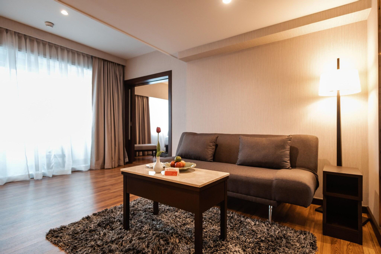 Bedroom 27