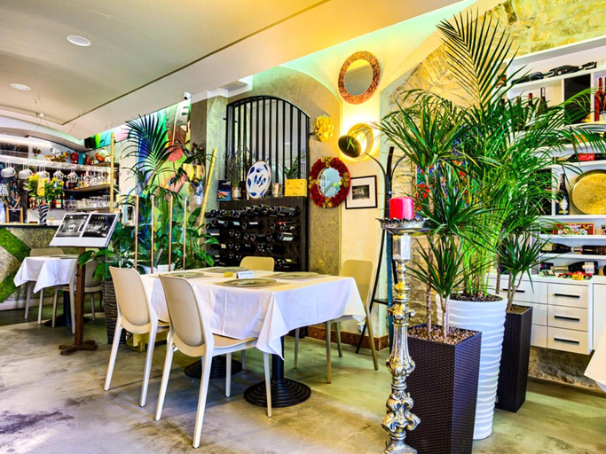 Food & Drinks 2, GRONO Apartamenty, Częstochowa City