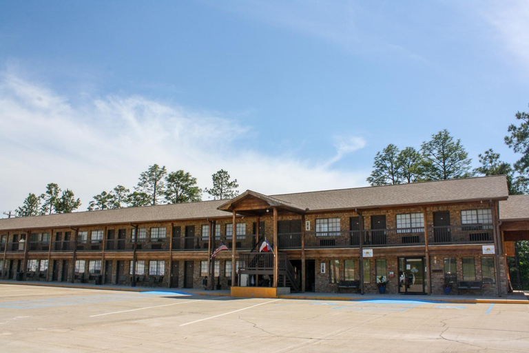 Others 5, Rayburn Inn, Jasper