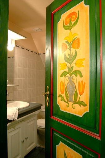 Bathroom 3