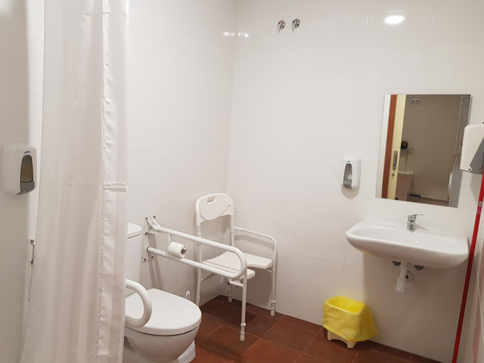 Bathroom, Albergue A Ponte Ribadeo, Lugo