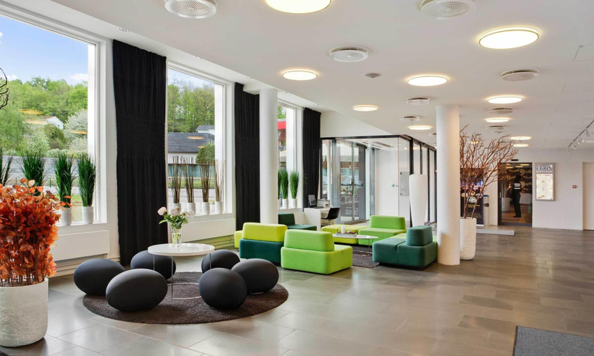 Public Area 2, Thon Hotel Ullevaal Stadion, Oslo