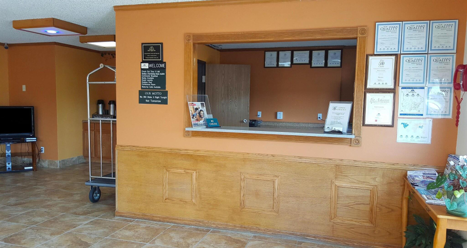 Public Area 2, Americas Best Value Inn and Suites Nevada, Vernon