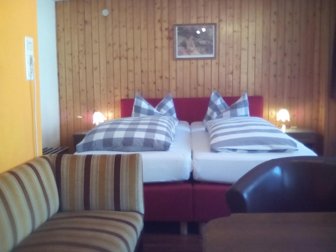 Others 3, Eintracht Hotel, Calw