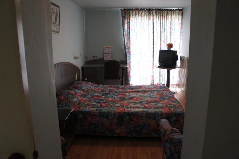 Bedroom 2, Alsput Hotel, Vlaams Brabant