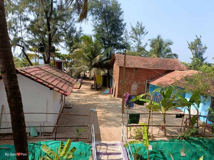 Exterior & Views, Golden Wings Cafe, Uttara Kannada