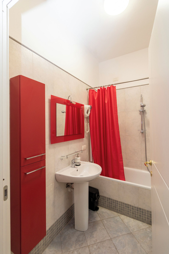 Bathroom 5, Vitti's Home Verona 3, Verona