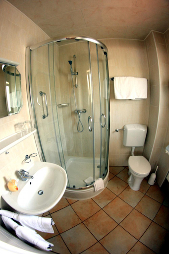 Bathroom 5, Hotel Schmid, Lörrach