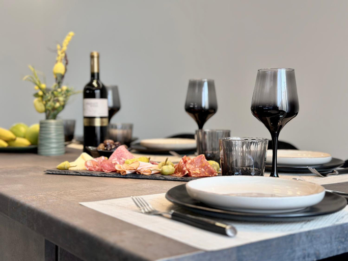 Food & Drinks 3, Seaside Deluxe Apartment, South Aegean