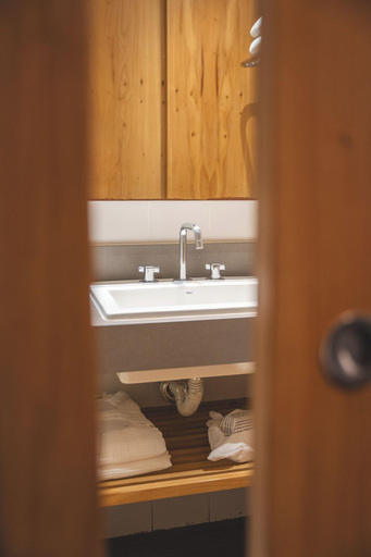 Bathroom 4, Ipanema Inn, Rio de Janeiro