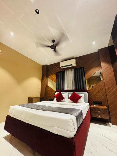 Bedroom 4, Ammas Palace Hotel, Mumbai Suburban