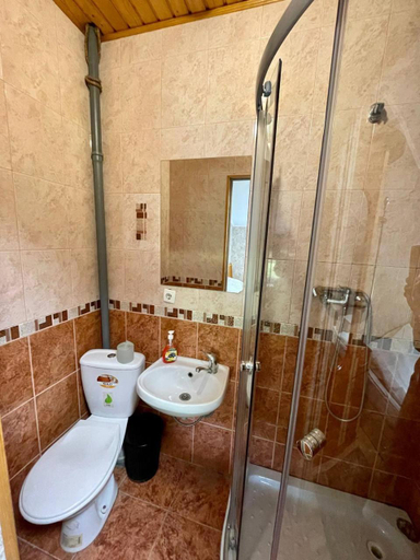 Bathroom 3, Готель Млин, Mykola‹vs'kyi