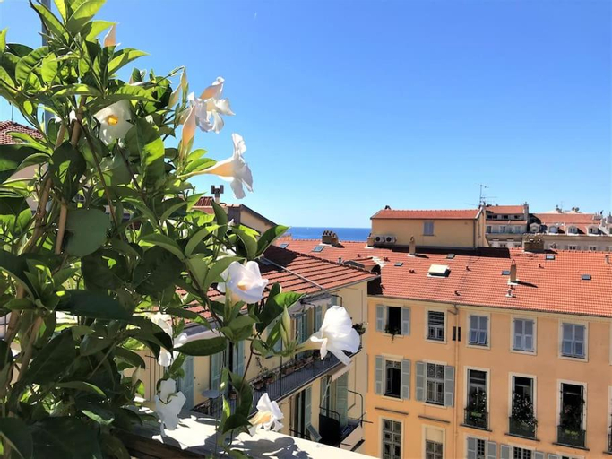#9 Opera's Duplex panoramic Sea View Terrace & AC 1min to Beach, Alpes-Maritimes