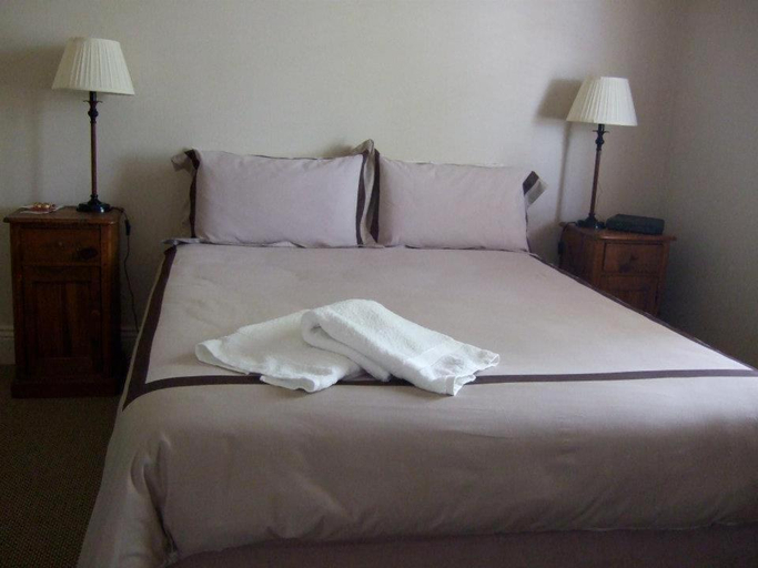 Bedroom 5, The Playhouse Hotel, Tamworth Regional - Pt B