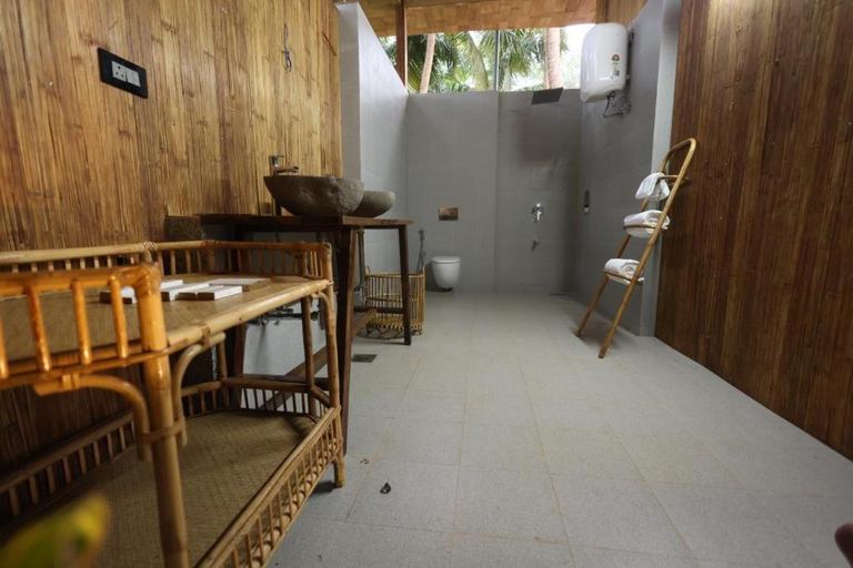 Bathroom 3, Kurma Private Beach Resort, Uttara Kannada