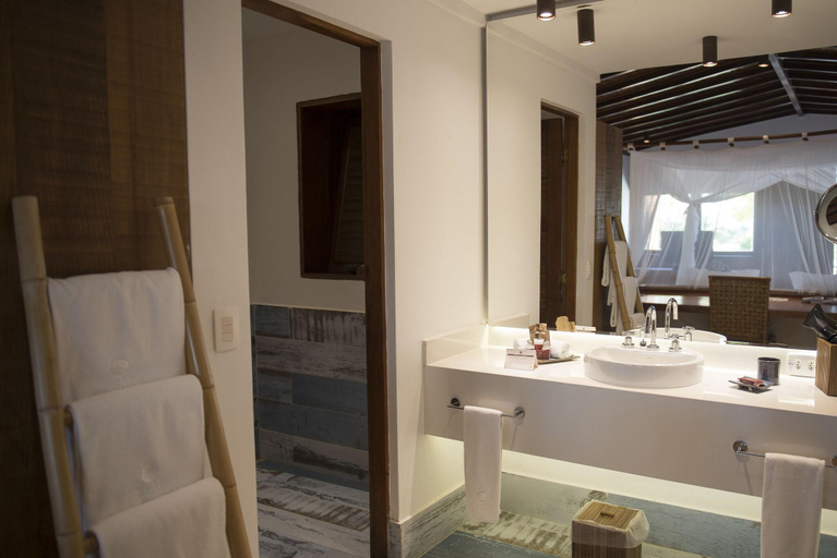 Bathroom 5, Txai Resort, Itacaré