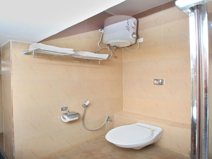 Bathroom 3, Bota Royal, Mysore