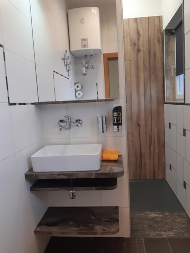 Bathroom 3, Gasthof Klug zum Ehrensepp, Voitsberg