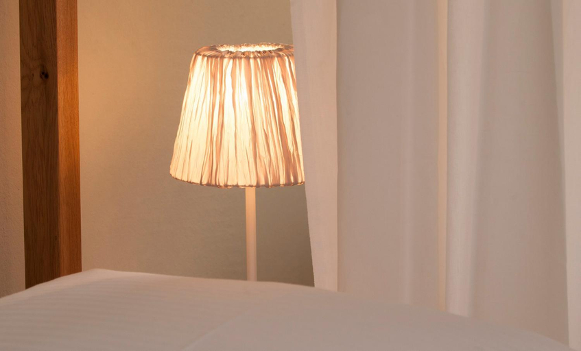 Others 3, Bed and Breakfast unter den Linden, Donau-Ries