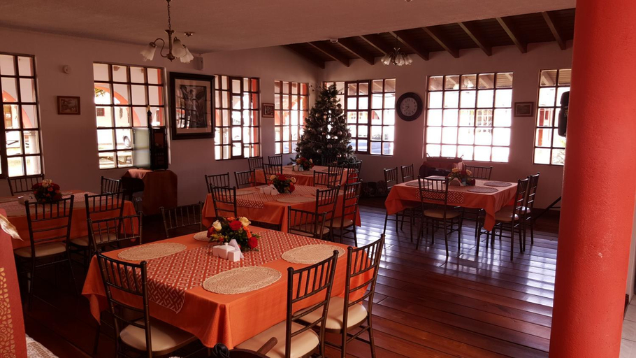 Food & Drinks 5, Hosteria San Carlos Tababela, Quito