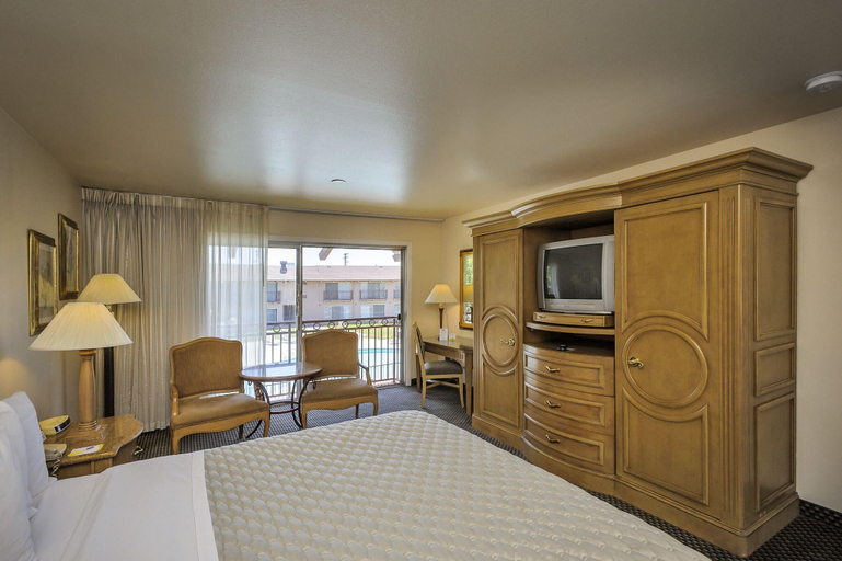 Bedroom 3, Days Inn by Wyndham Modesto, Stanislaus