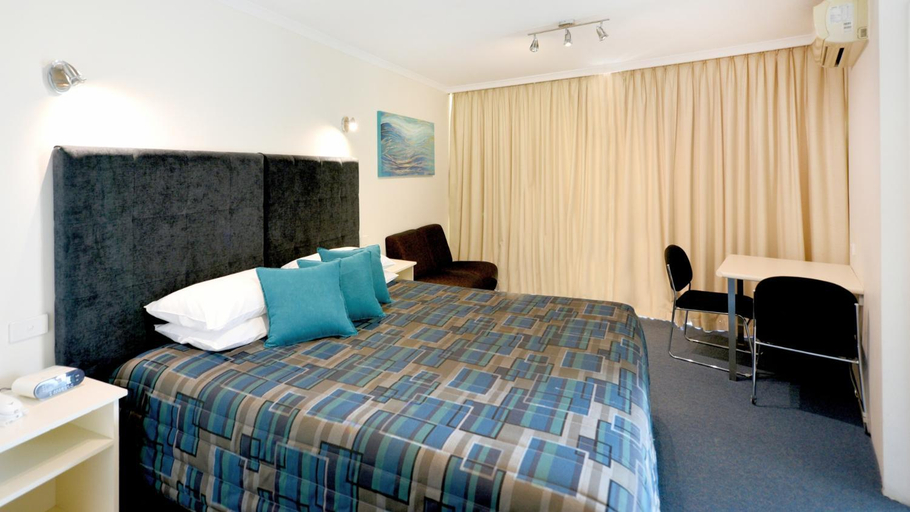 Bedroom 18