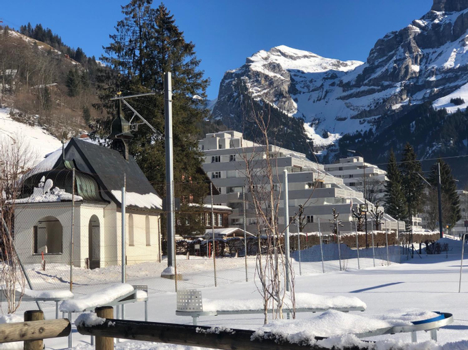 Exterior & Views 1, Nice Apartment private host Engelberg, Obwalden