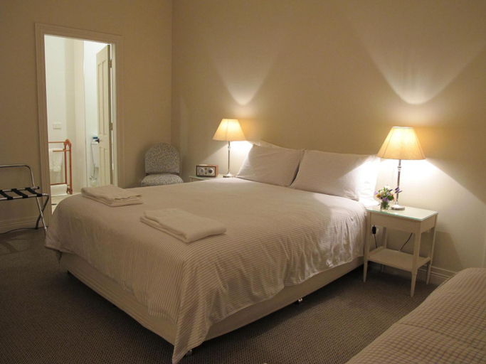 Bedroom 2, The Playhouse Hotel, Tamworth Regional - Pt B