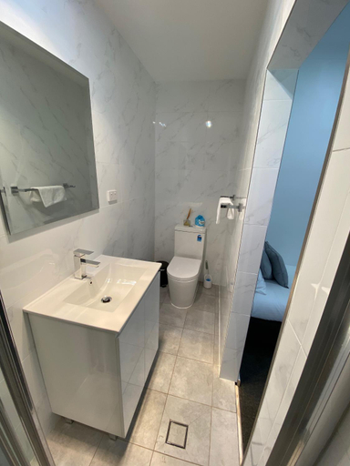 Bathroom 4, Central Motel, Mid-Western Regional - Pt A