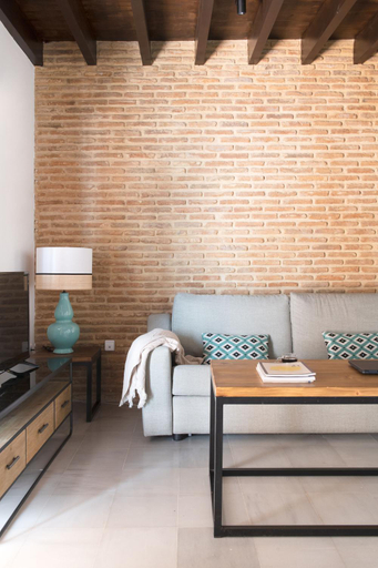 Others 2, Triana Boutique Apartments by Hommyhome, Sevilla