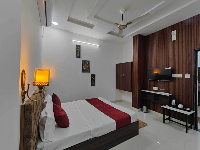 Bedroom 2, Hotel Rishi Excellency, Pali