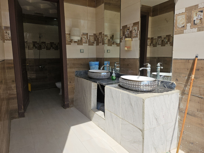 Others 5, VIP resort chalet 21, Riyadh