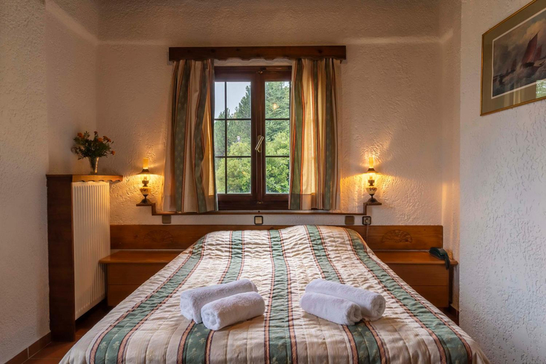 Bedroom 2, Hotel Makkas, Central Greece