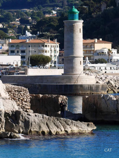 Mon petit Paradis, Cassis centre Apt 90 m2, 200 m Mer, terr plein sud, clim park prive, Bouches-du-Rhône