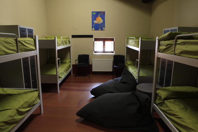 Others 5, Albergue Uztartza, Guipúzcoa