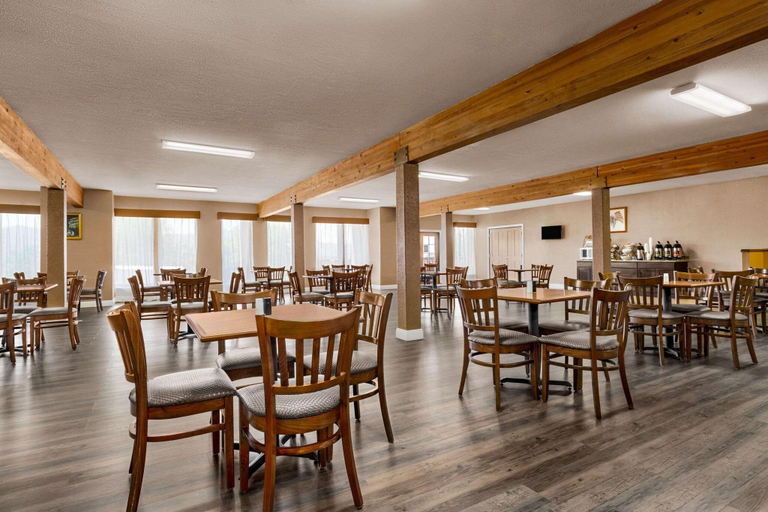 Food & Drinks 5, Baymont Inn & Suites Cortez, Montezuma