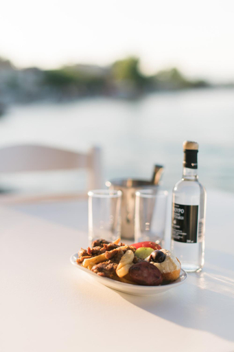 Food & Drinks 4, Plaz Hotel, West Greece