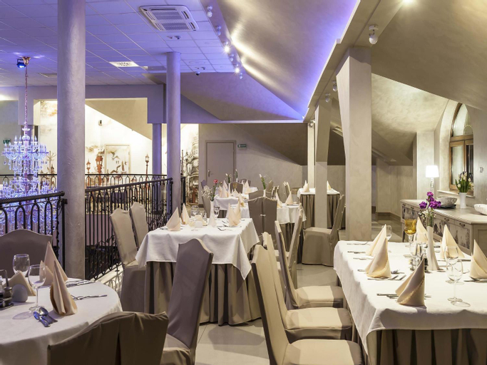Food & Drinks 4, Hotel Sevilla, Rawa