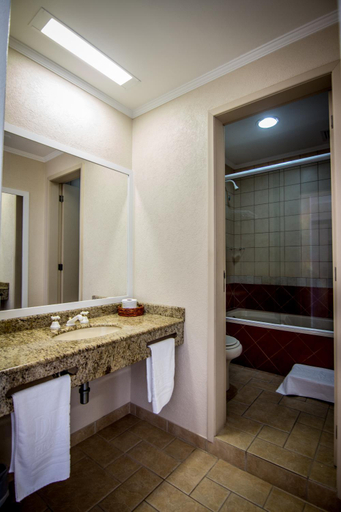 Bathroom 5, Dunas Praia Hotel, Torres